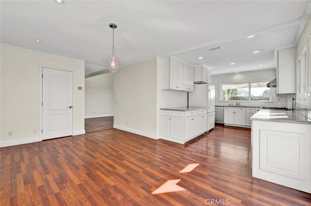 26002 Via Del Norte Property Photo 19