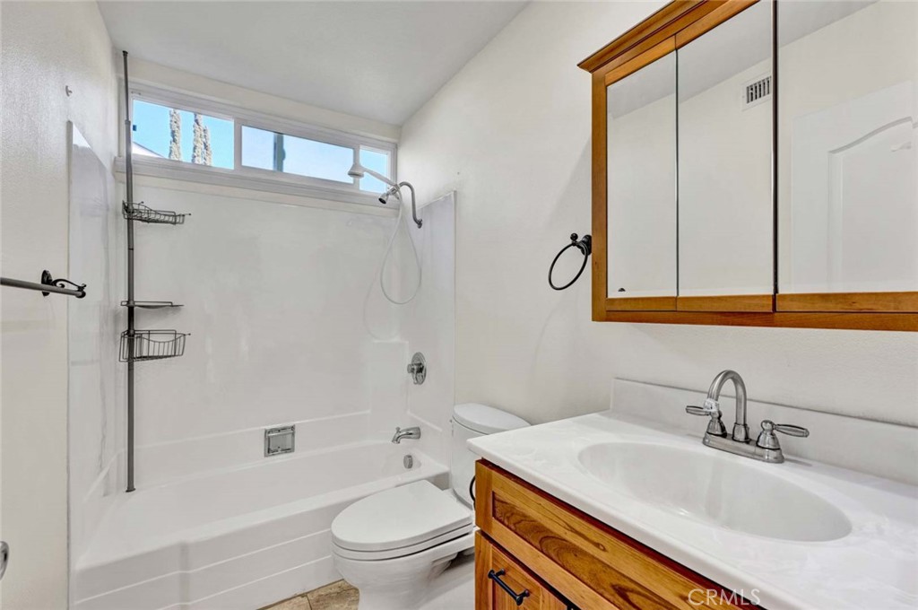 26002 Via Del Norte Property Photo 29