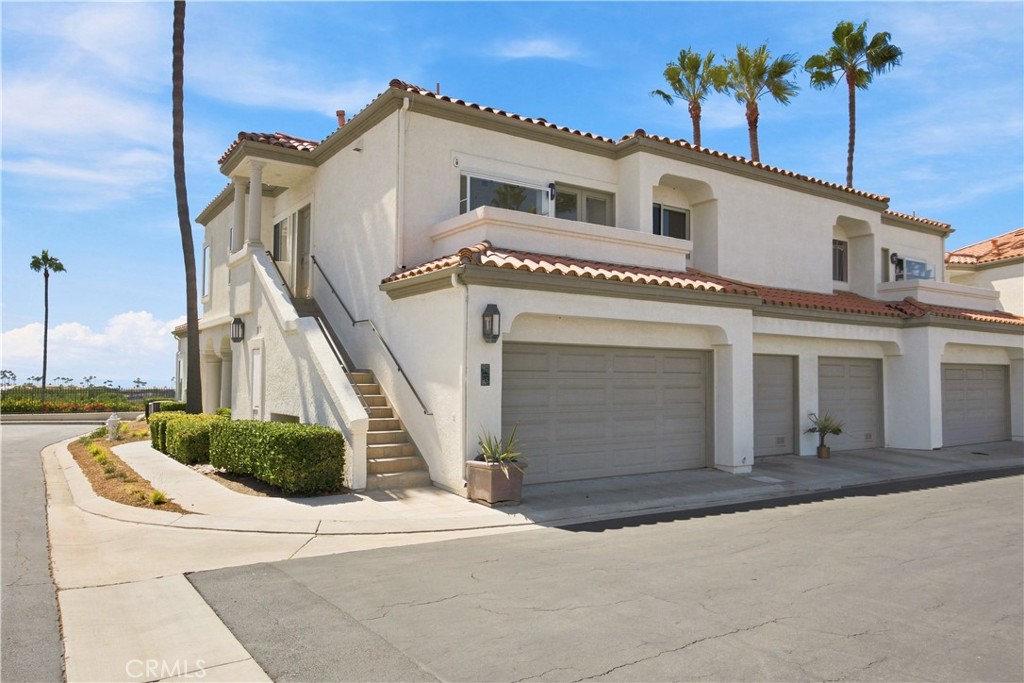 17 Grand Master Court Property Photo 1