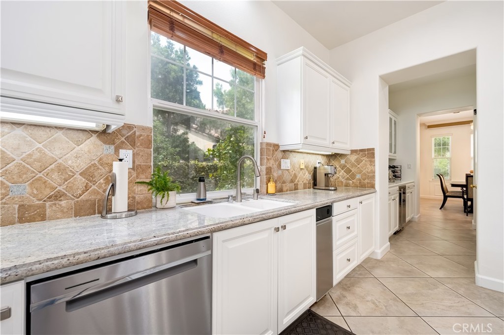 17 Winslow Property Photo 15