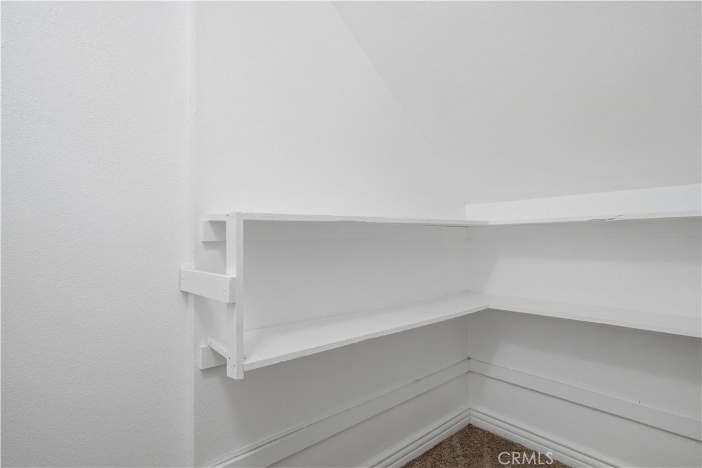 1353 W 60th Property Photo 23