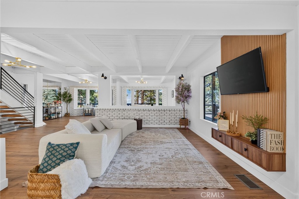 30916 Glen Oak Property Photo 15