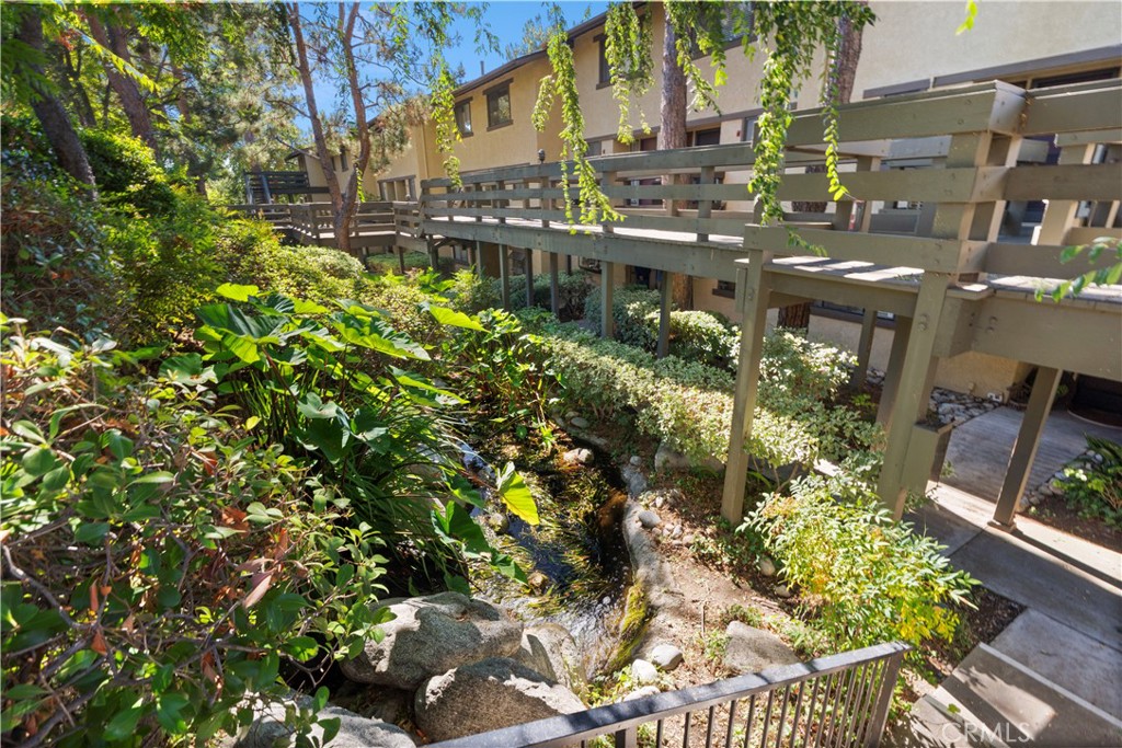 1050 Seco 102 Property Photo 28