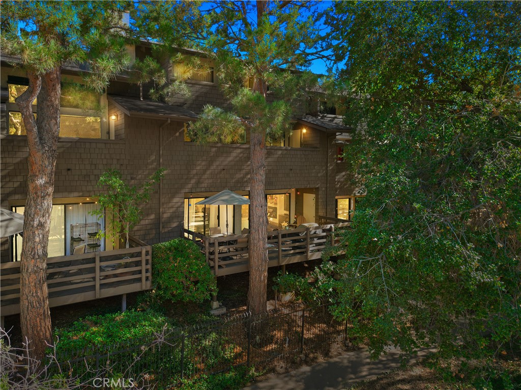 1050 Seco 102 Property Photo 30