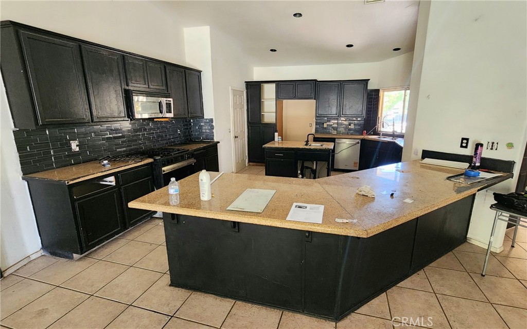 68050 Encinitas Property Photo 4