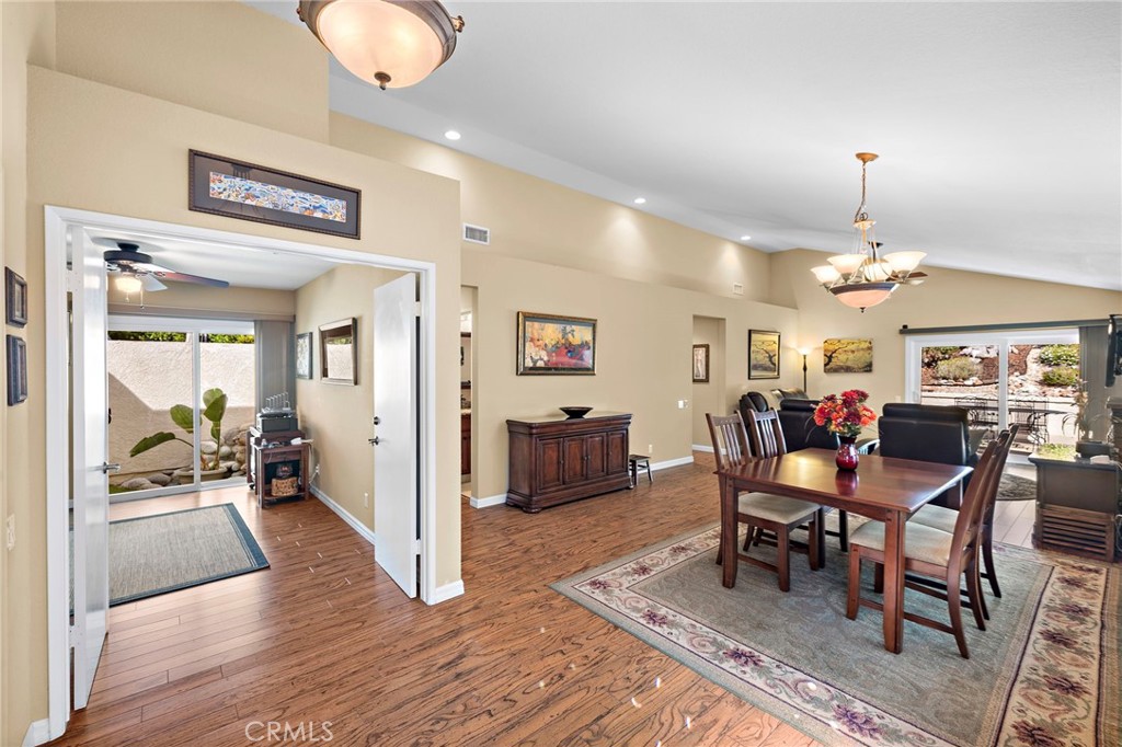 30 Oxbow Creek Property Photo 6