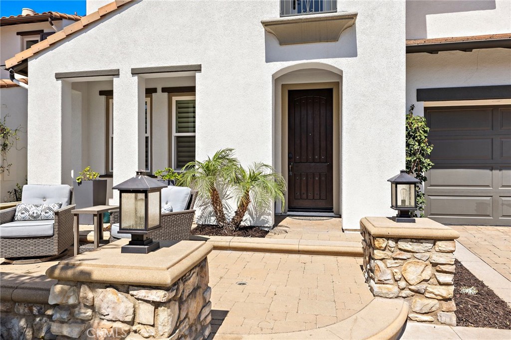 39 Via Armilla Property Photo 5