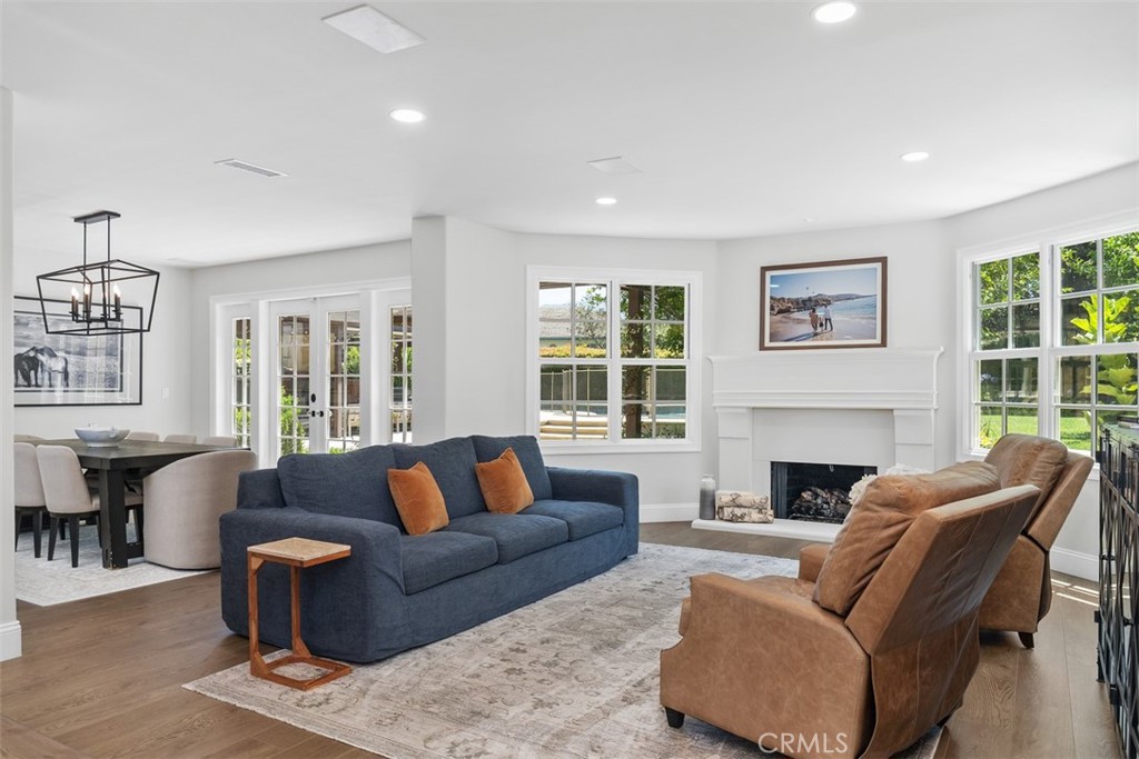 23182 Via Celeste Property Photo 4