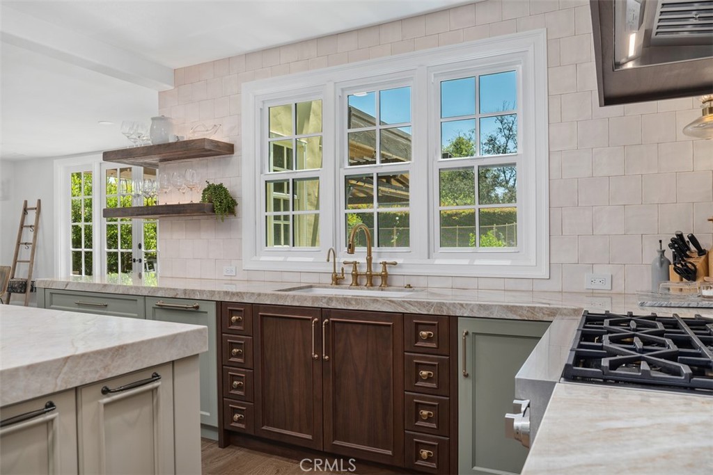 23182 Via Celeste Property Photo 6