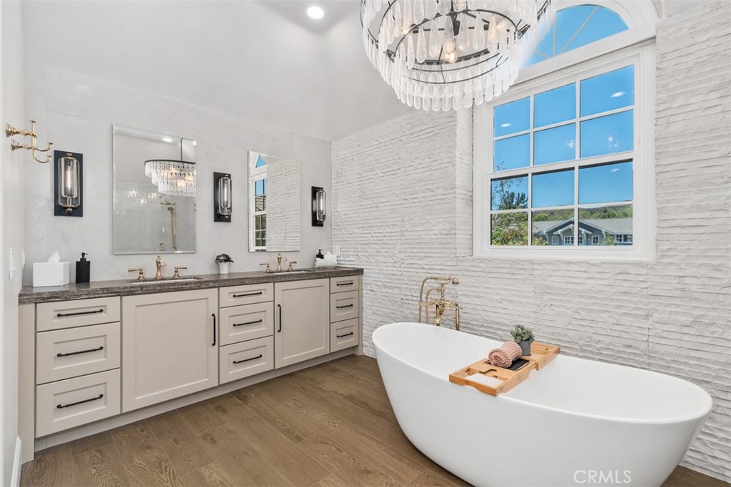 23182 Via Celeste Property Photo 17