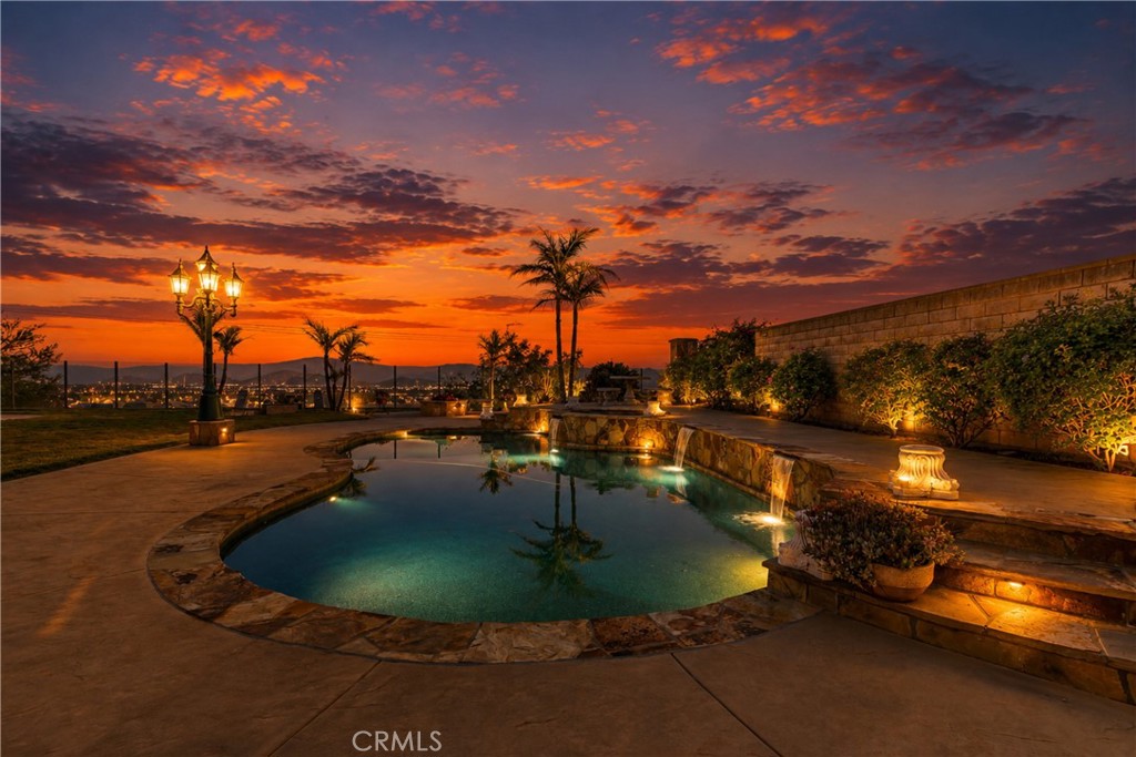 13761 Breeders Cup Drive Property Photo 4
