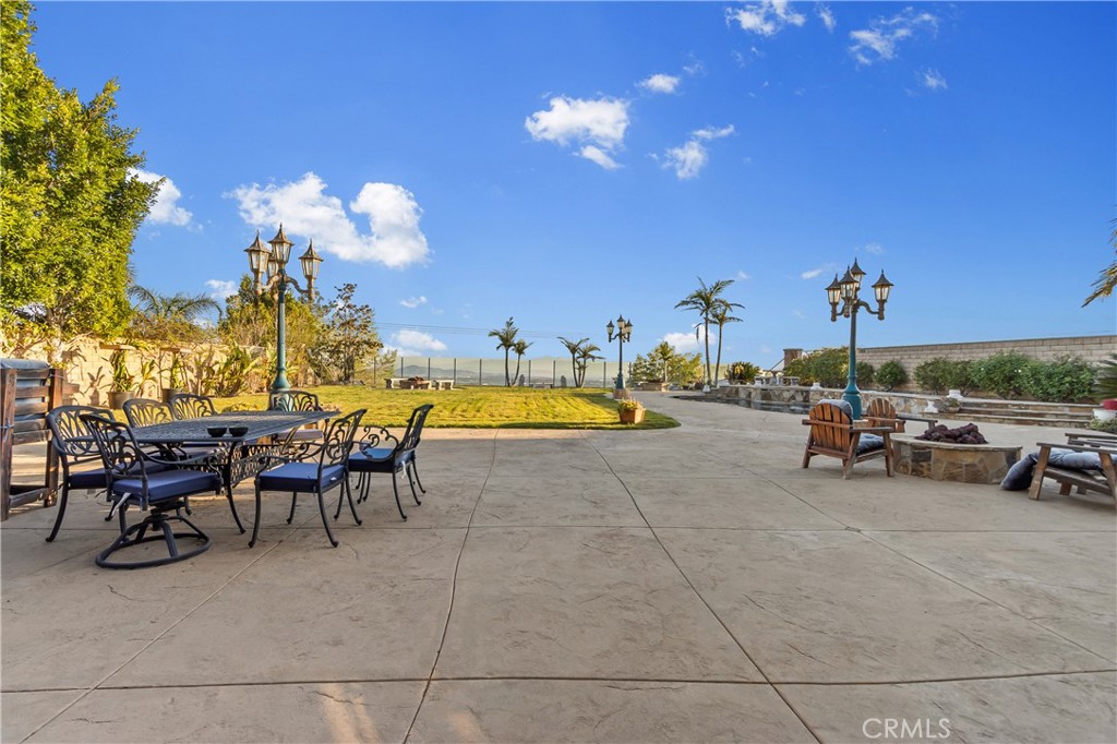 13761 Breeders Cup Drive Property Photo 59