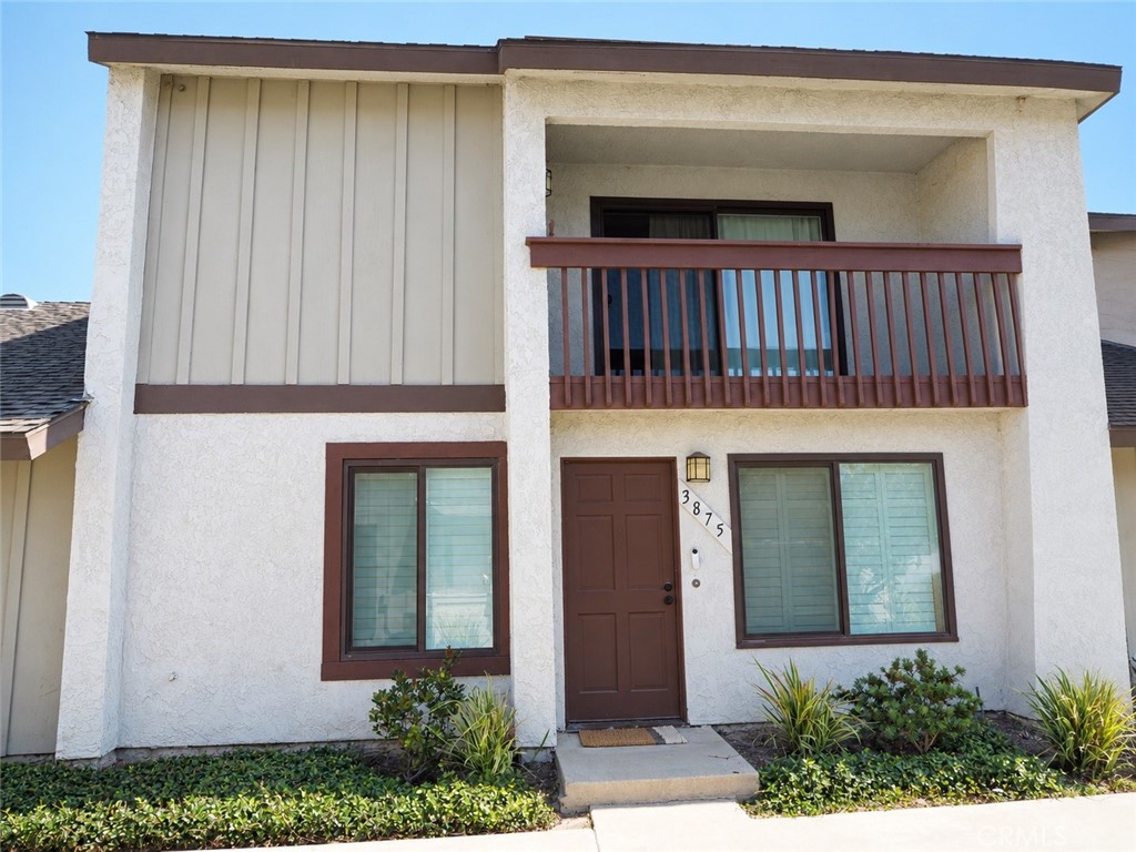 1361 S Walnut 3875 Property Photo 1