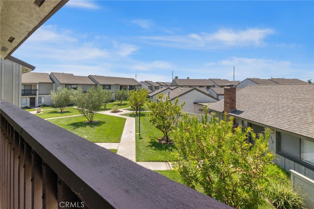1361 S Walnut 3875 Property Photo 14
