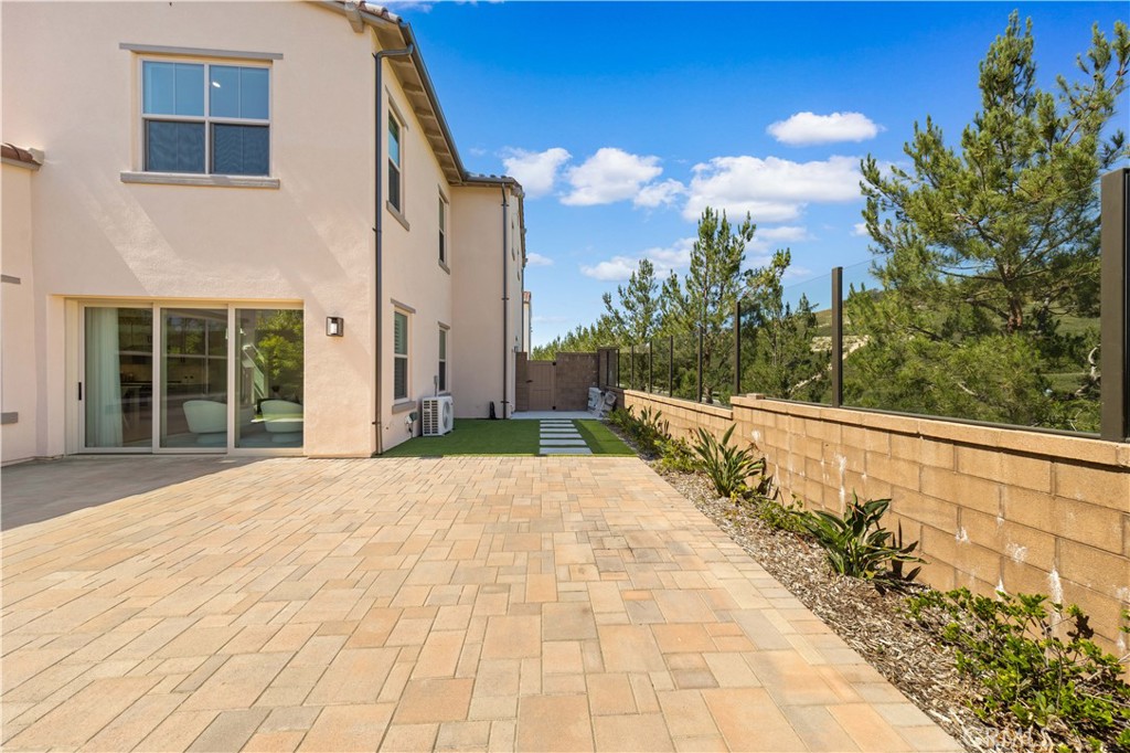 147 Fairgreen Property Photo 41