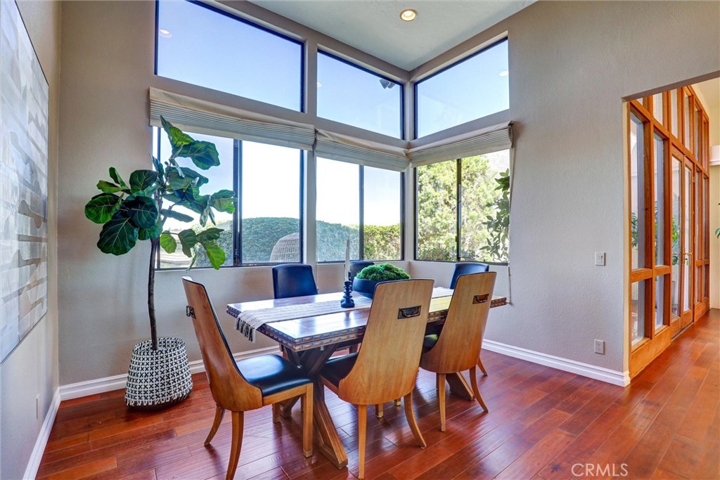 1 Saint Tropez Property Photo 19