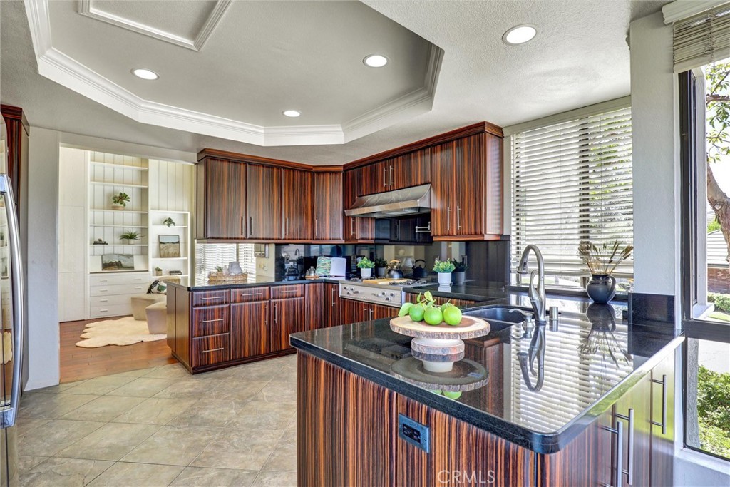 1 Saint Tropez Property Photo 21