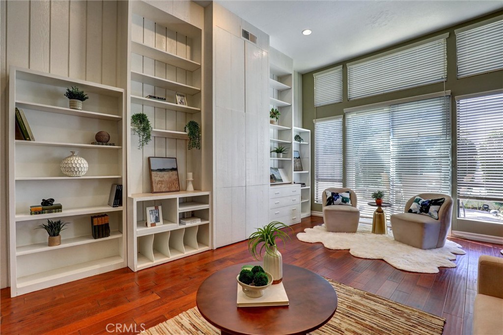 1 Saint Tropez Property Photo 27