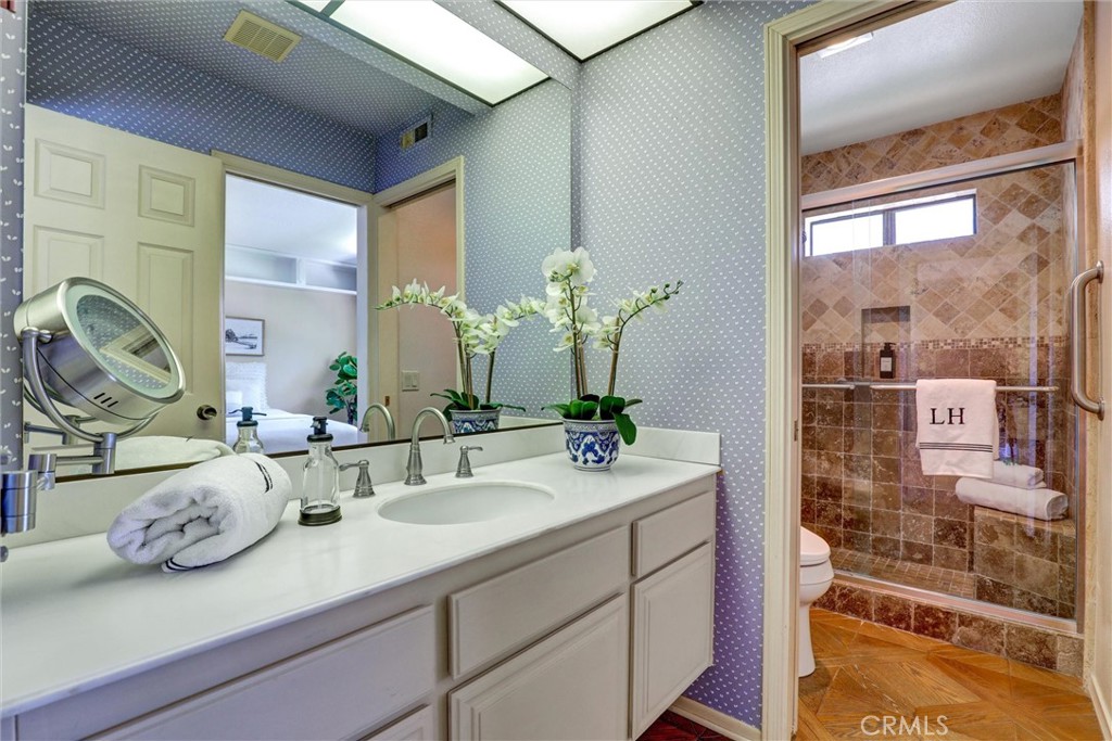 1 Saint Tropez Property Photo 49