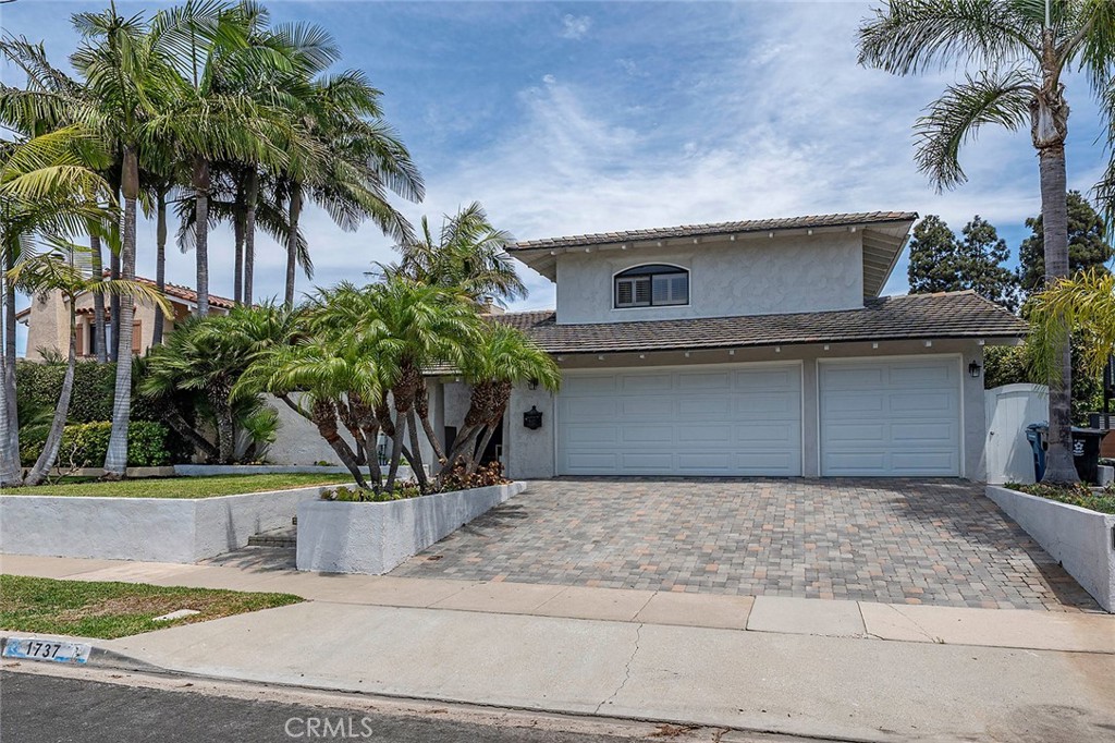 1737 Catalina Property Photo 2