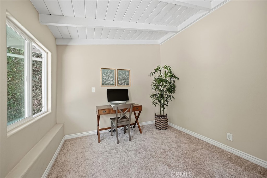 1737 Catalina Property Photo 21