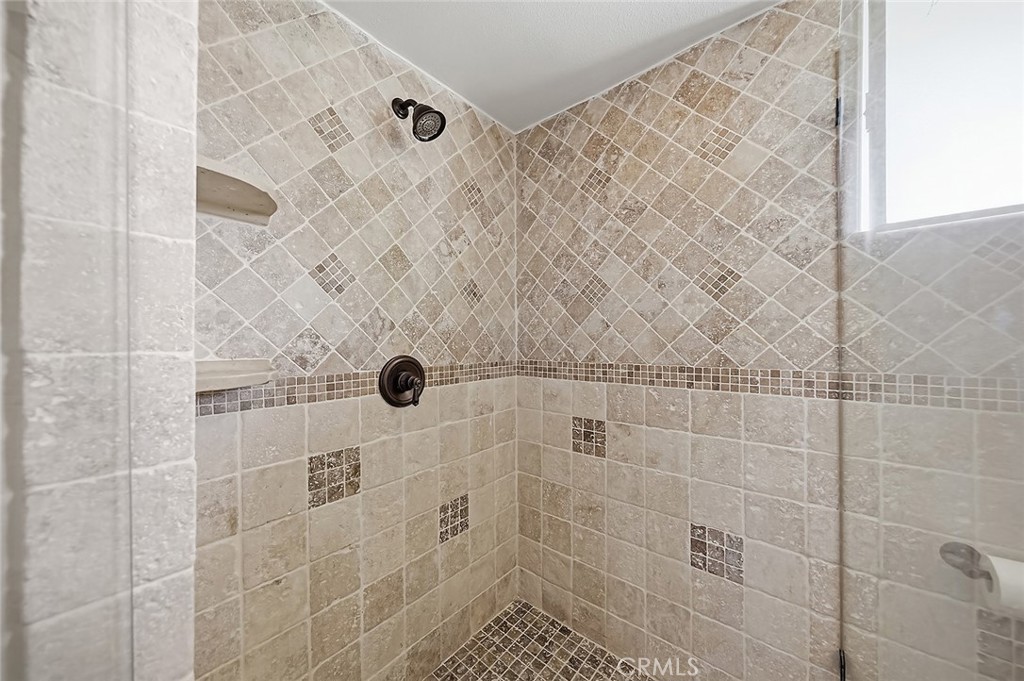 1737 Catalina Property Photo 32