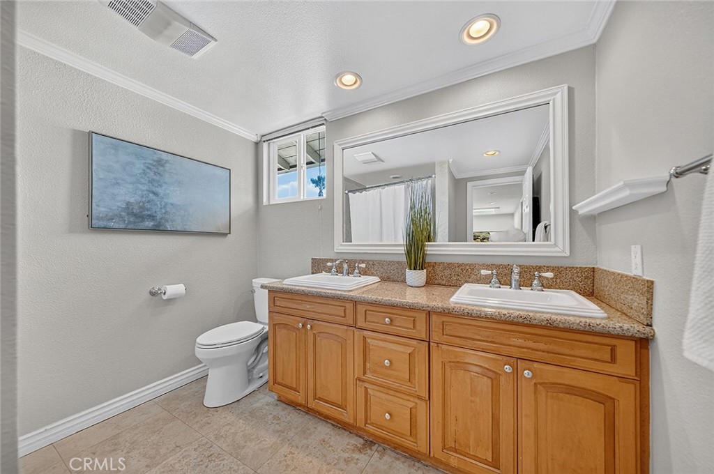 1737 Catalina Property Photo 36