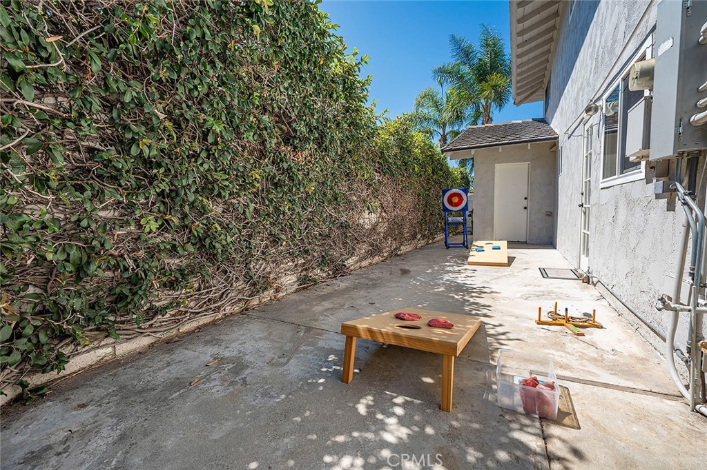 1737 Catalina Property Photo 50