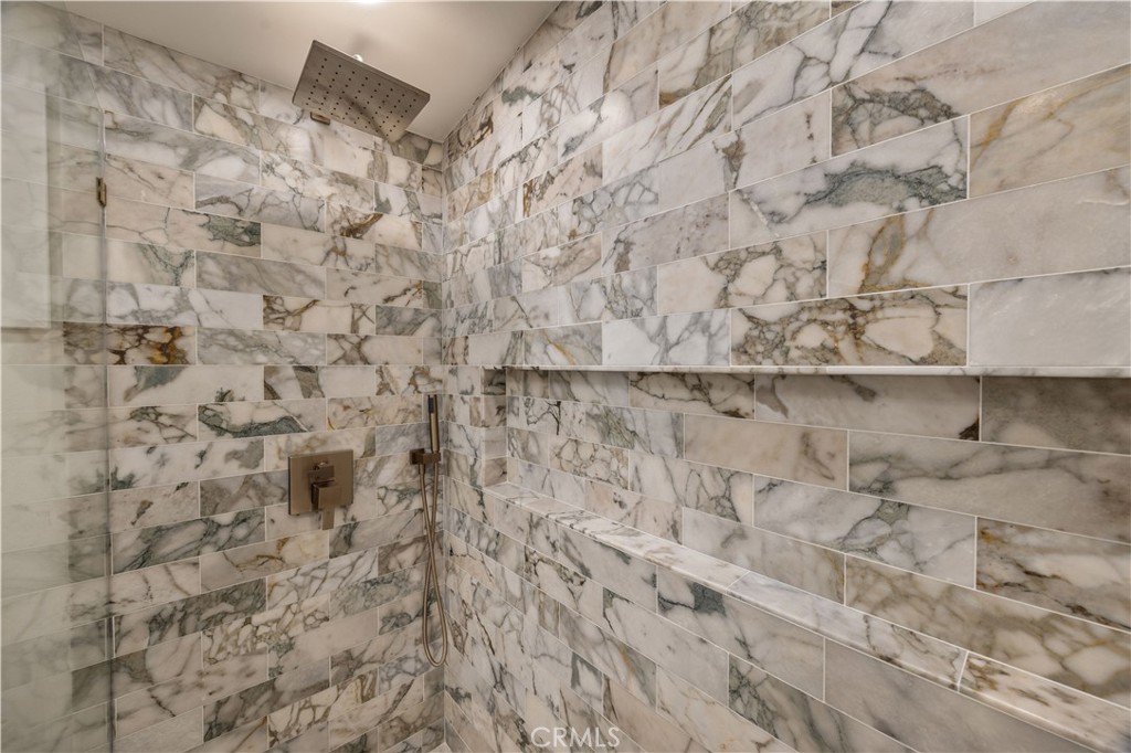 1643 San Ysidro Drive Property Photo 21