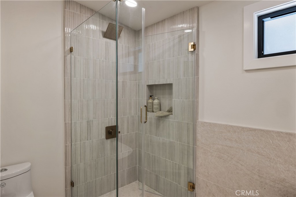 1643 San Ysidro Drive Property Photo 31