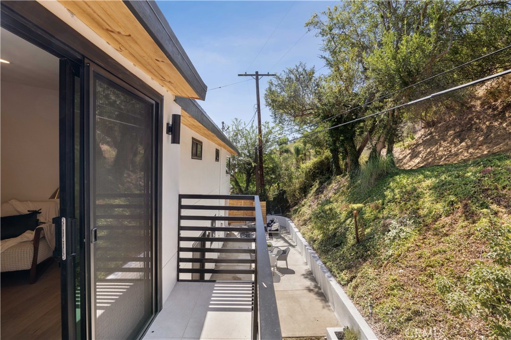 1643 San Ysidro Drive Property Photo 37