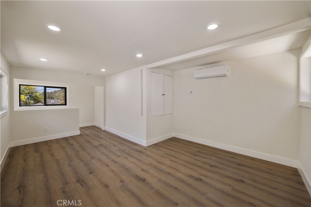 1643 San Ysidro Drive Property Photo 48