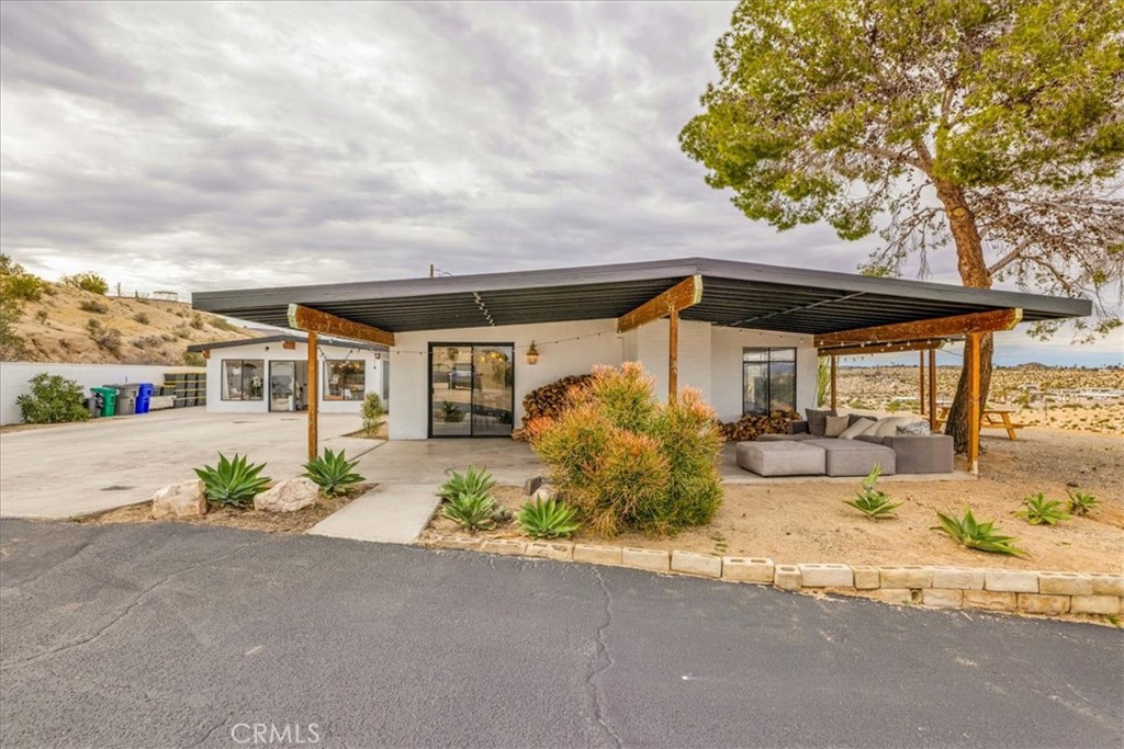 73081 29 Palms Property Photo 2