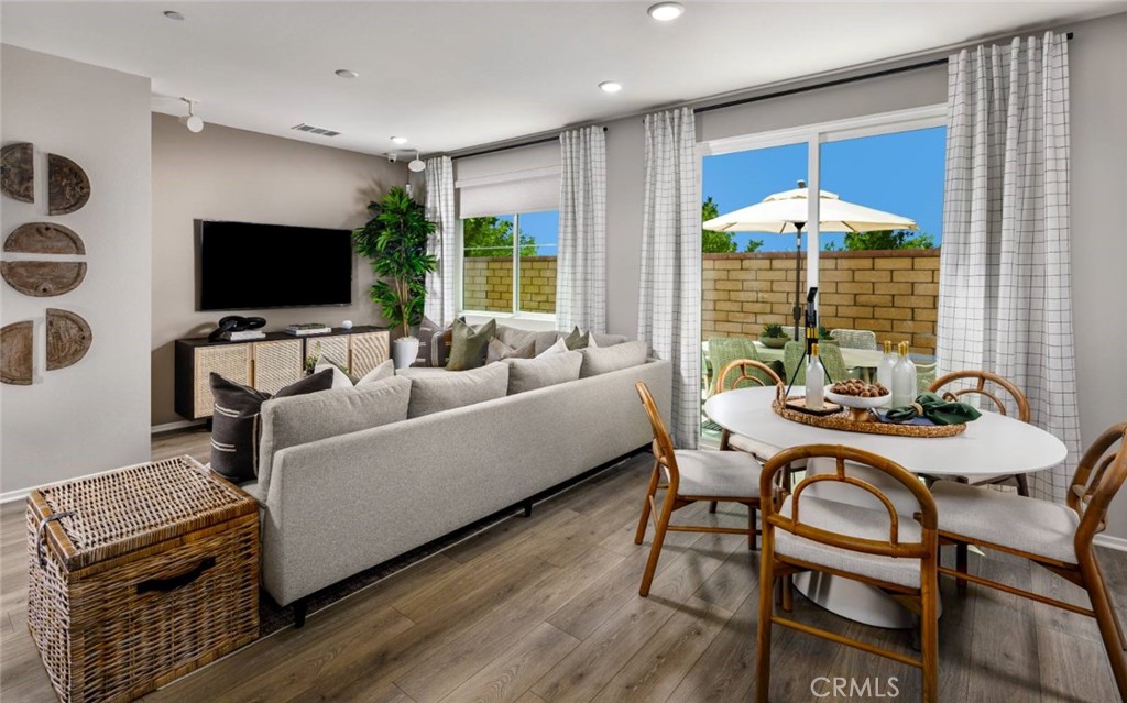 4151 S S. Wildflax Paseo 147 Property Photo 3