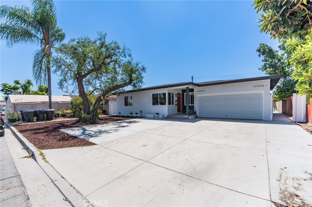 12532 Twinleaf Property Photo 3