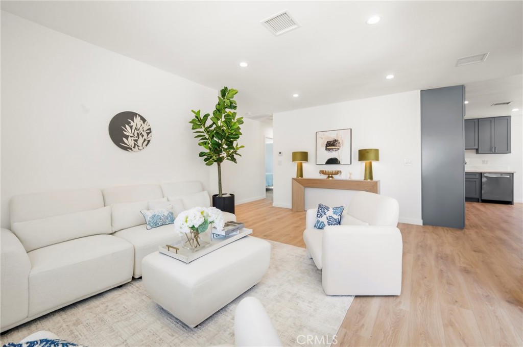 12532 Twinleaf Property Photo 6