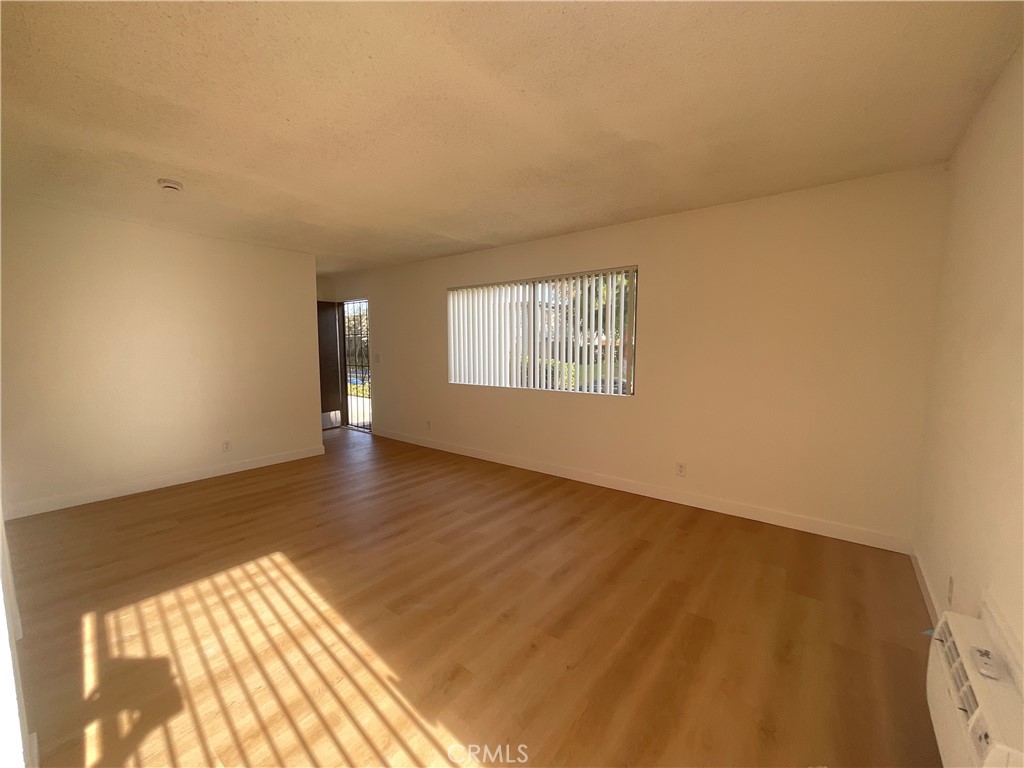 2672 Milton Avenue A Property Photo 5