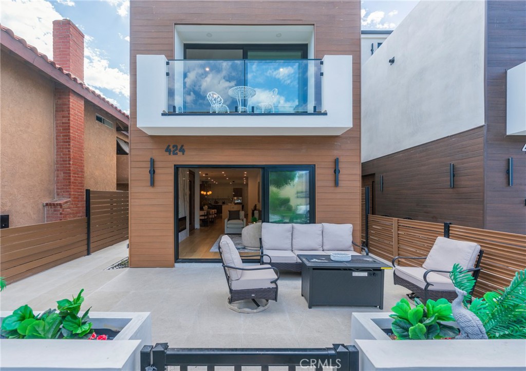 424 20th Property Photo 1