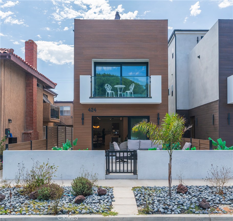 424 20th Property Photo