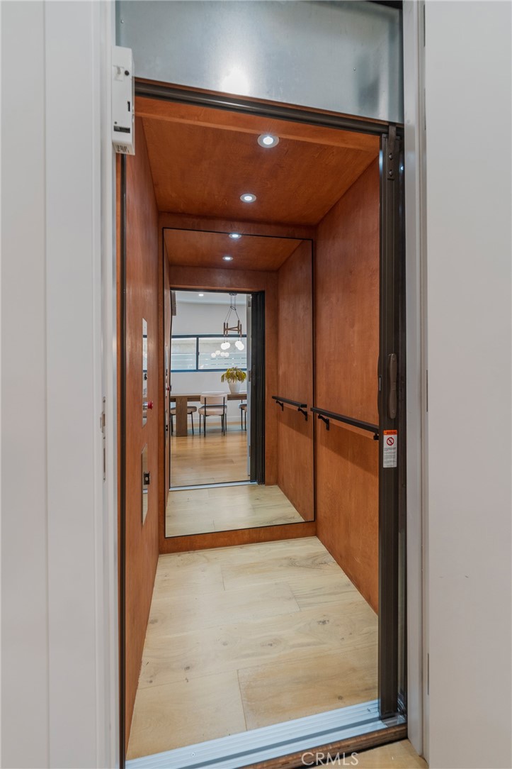 424 20th Property Photo 19