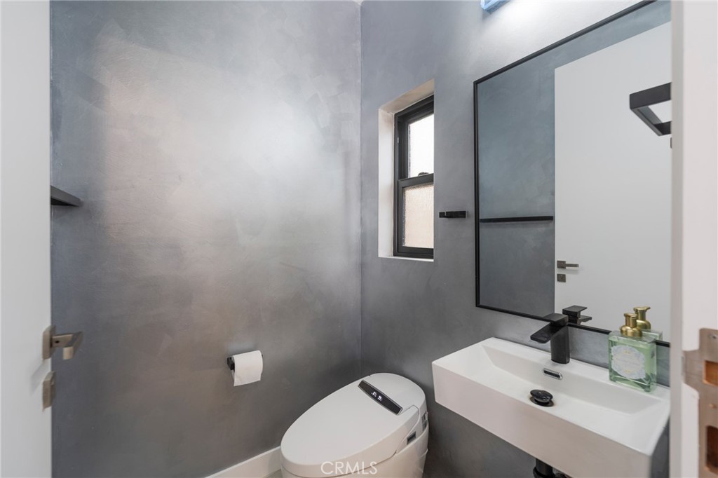 424 20th Property Photo 20
