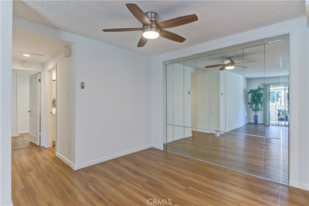 2251 Via Mariposa E O Property Photo 9