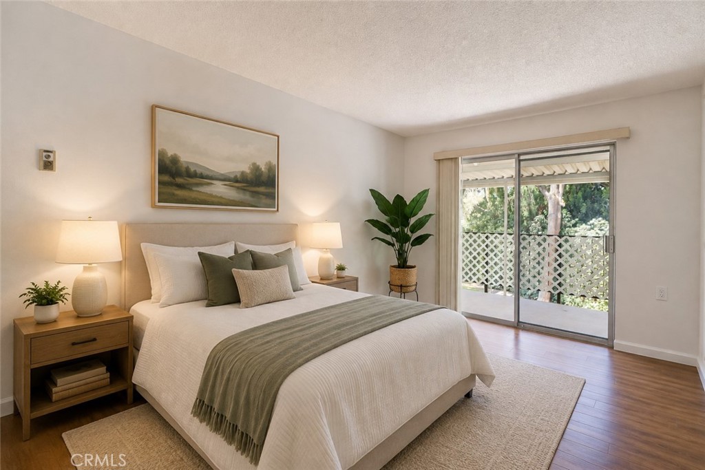 2251 Via Mariposa E O Property Photo 18