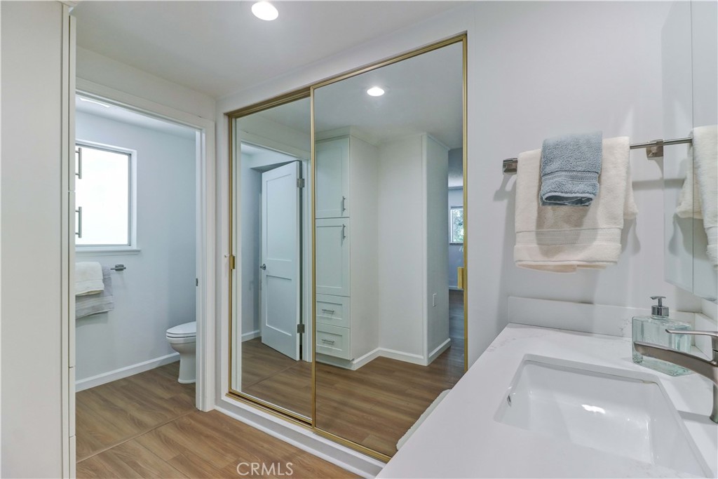 2251 Via Mariposa E O Property Photo 29