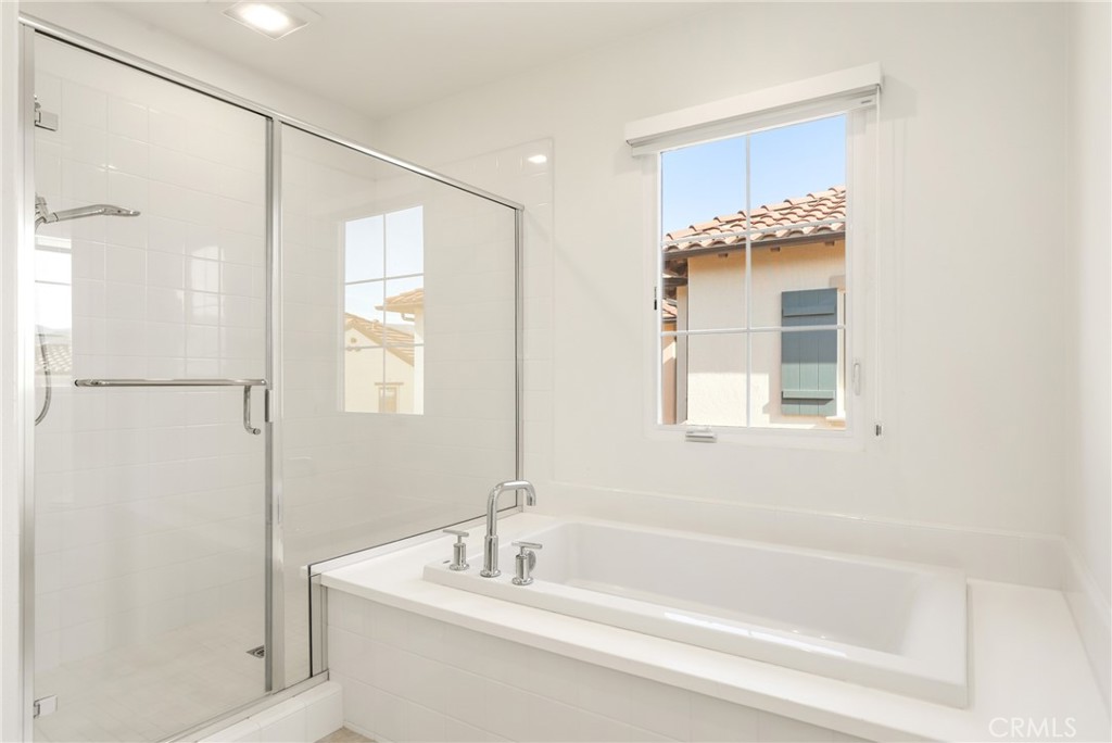 148 Villa Rdg Property Photo 21