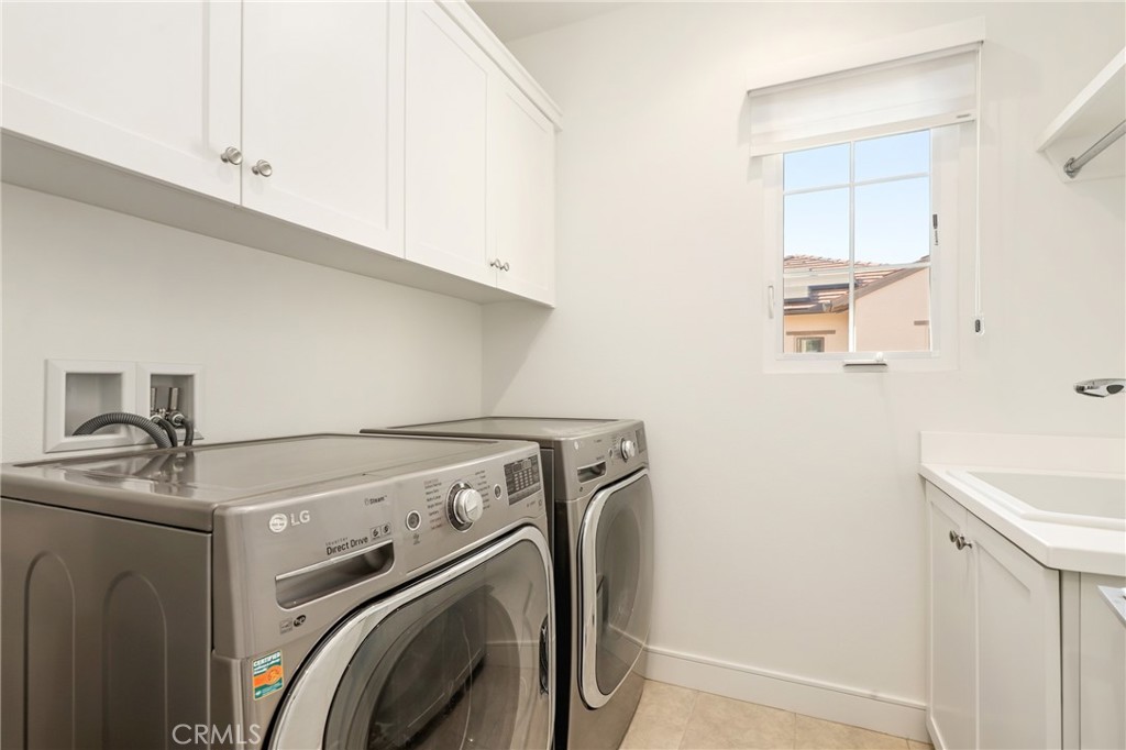148 Villa Rdg Property Photo 27