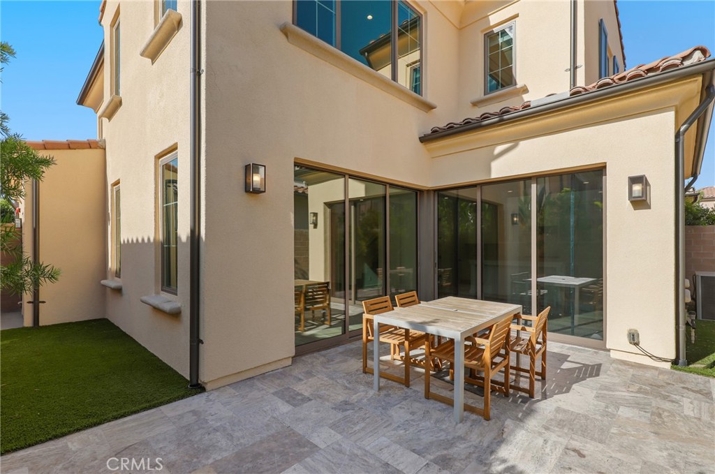 148 Villa Rdg Property Photo 29
