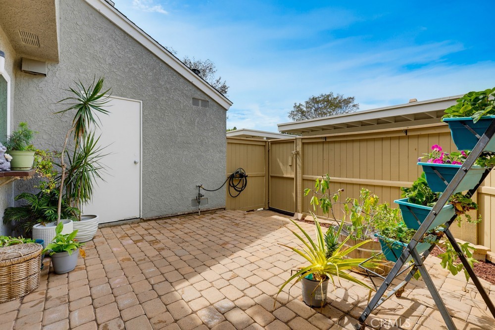 59 Thicket 41 Property Photo 33