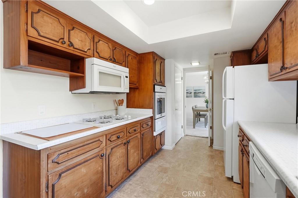 17372 Mira Loma Circle Property Photo 16