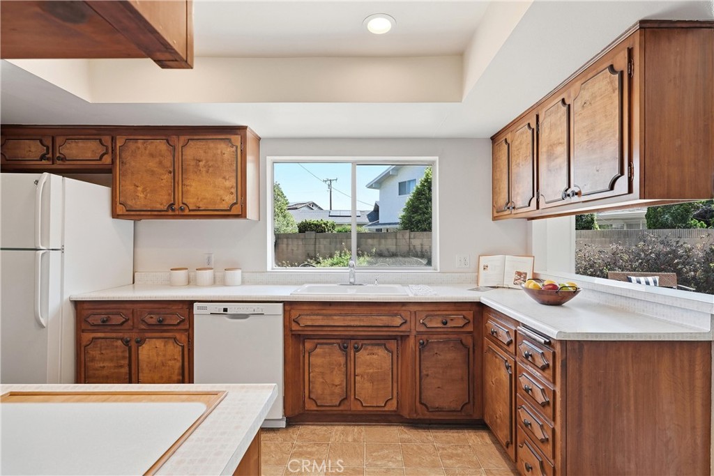 17372 Mira Loma Circle Property Photo 17